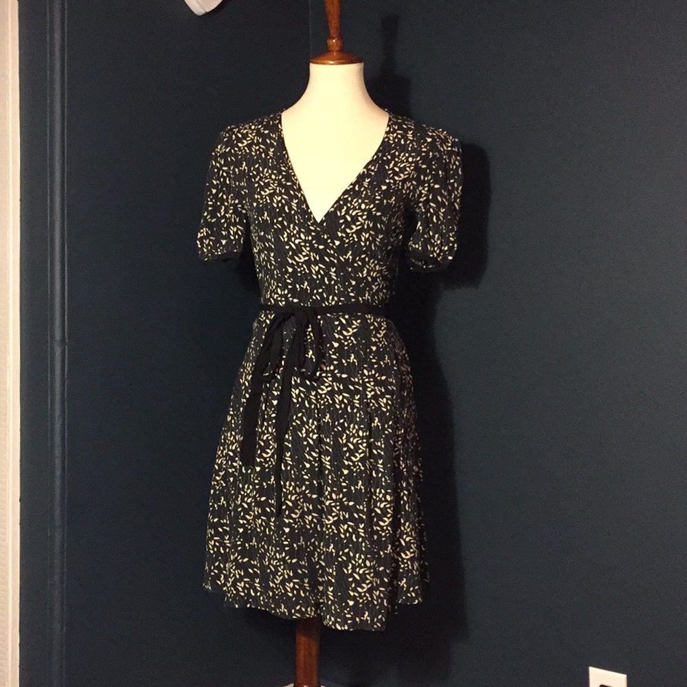 Darling tea-length floral print wrap dress